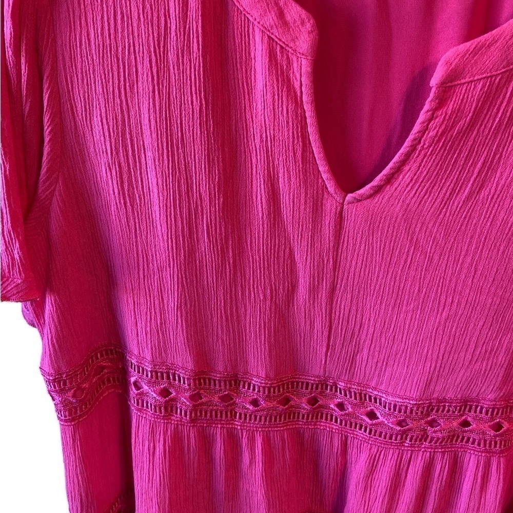 🐣 Hot pink dress 🐣
BIN #5 - Picture 3 of 3